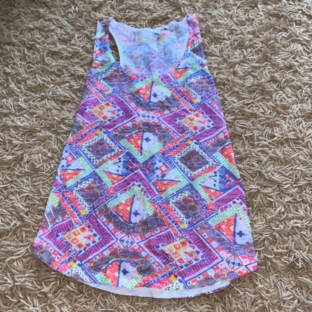Delias Tank
